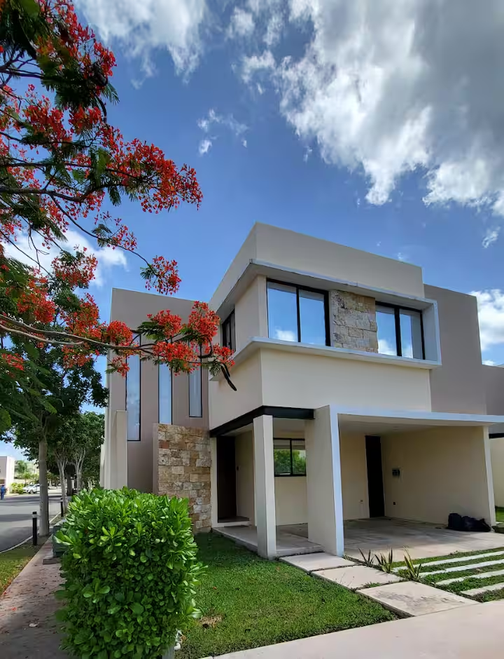 Casa del Sol | 3 recámaras y alberca privada en Mérida